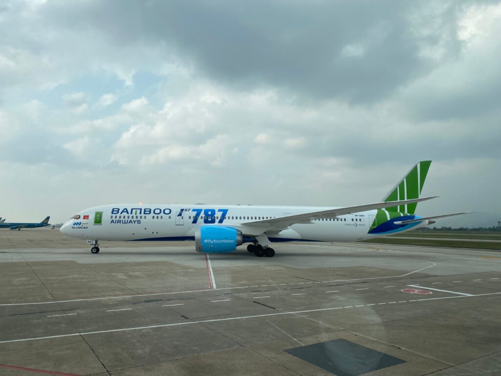 Boeing 787-9 của Bamboo Airways tại sân bay Nội Bài