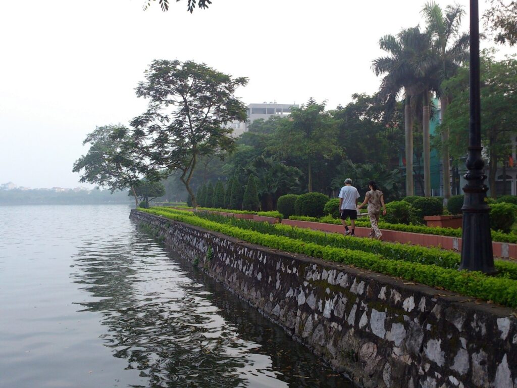 Hồ Bạch Đằng ở trung tâm thành phố Hải Dương