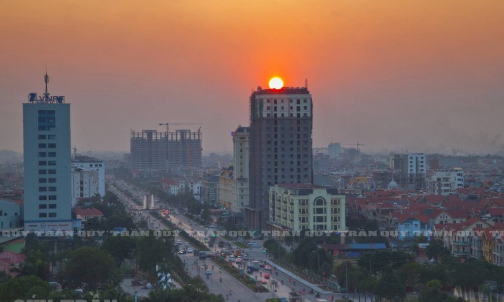 Thành phố Bắc Ninh lúc hoàng hôn nhìn từ trên cao